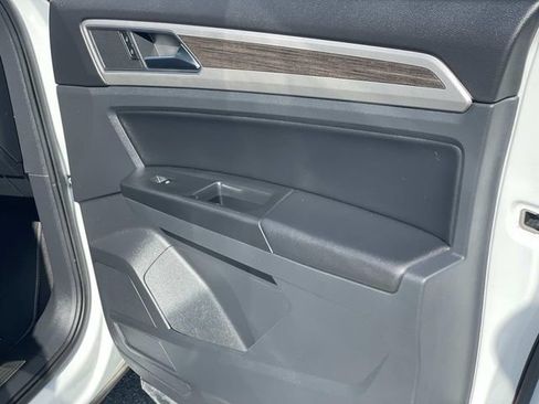 Used 2019 Volkswagen Atlas SEL R-Line image 27