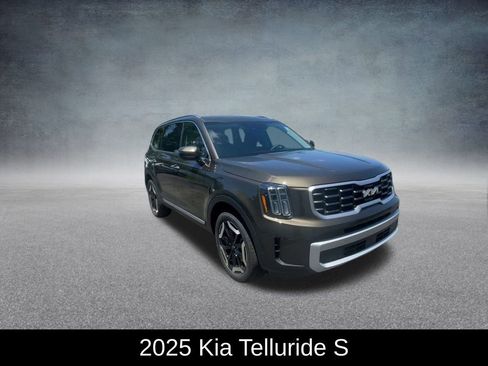 Used 2025 Kia Telluride S image 3
