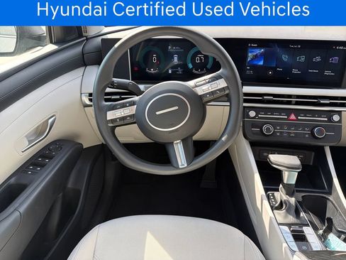 Certified 2026 Hyundai Tucson SE FWD image 16