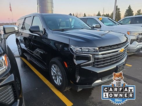 Used 2023 Chevrolet Suburban LT image 2