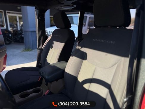 Used 2013 Jeep Wrangler Unlimited Rubicon w/ Connectivity Group image 22