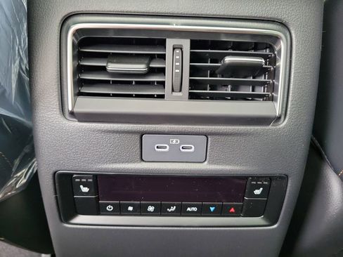 New 2026 MAZDA CX-90 3.3 Turbo w/ Premium Plus Pkg image 15