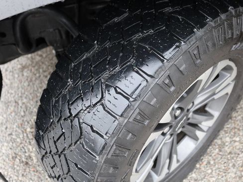 Used 2022 Chevrolet Colorado Z71 image 25