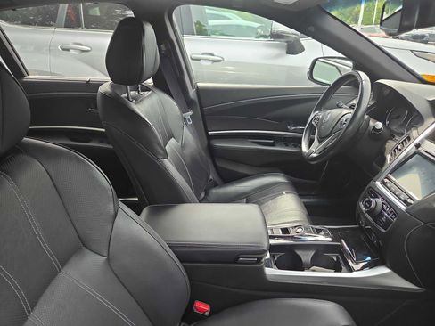 Used 2019 Acura RLX Sport Hybrid w/ Advance Pkg AWD/4WD image 11
