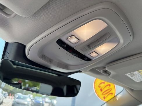 Used 2023 Volvo XC90 B5 Plus AWD/4WD image 31