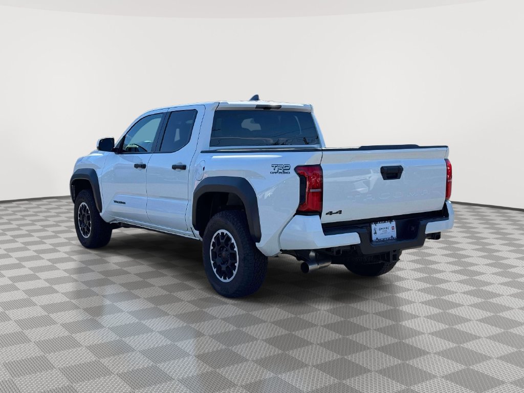 Used 2026 Toyota Tacoma TRD Off-Road AWD/4WD image 5