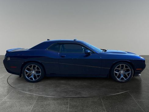 Used 2015 Dodge Challenger SXT Plus w/ Driver Convenience Group RWD image 10