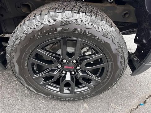 Certified 2024 GMC Sierra 1500 Elevation image 36