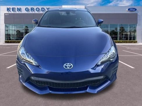 Used 2020 Toyota 86 RWD image 3