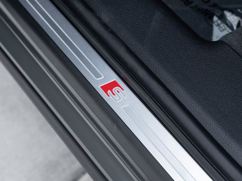 New 2025 Audi Q3 2.0T Premium image 19