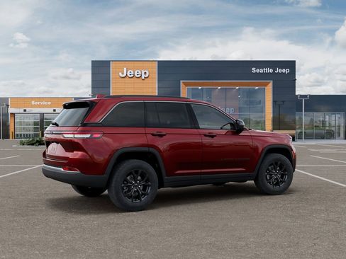 New 2026 Jeep Grand Cherokee Altitude AWD/4WD image 4