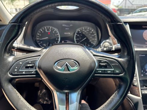 Used 2018 INFINITI Q50 Luxe w/ Cargo Package (L95) RWD image 18