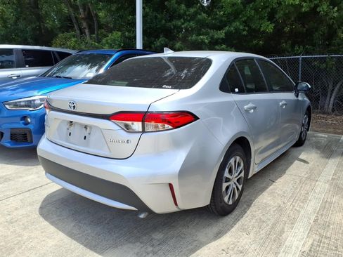 Used 2021 Toyota Corolla LE FWD image 9