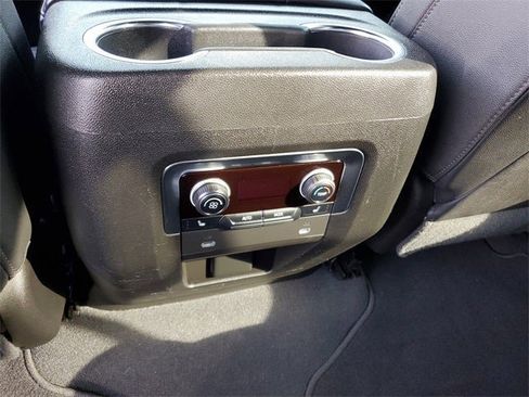 Used 2022 Chevrolet Tahoe Z71 w/ Z71 Off-Road Package image 43