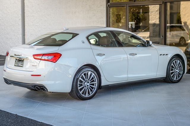 Used 2018 Maserati Ghibli RWD image 9