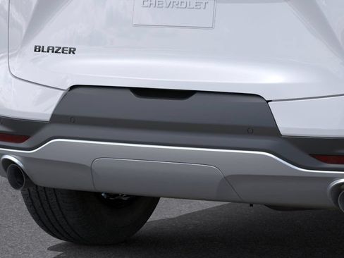New 2026 Chevrolet Blazer LT w/ Convenience Package FWD image 14