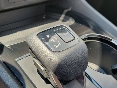 Used 2023 Nissan Rogue SV AWD/4WD image 31