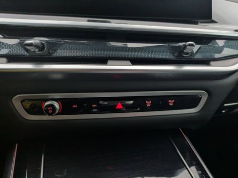 Used 2025 BMW X5 xDrive40i image 19