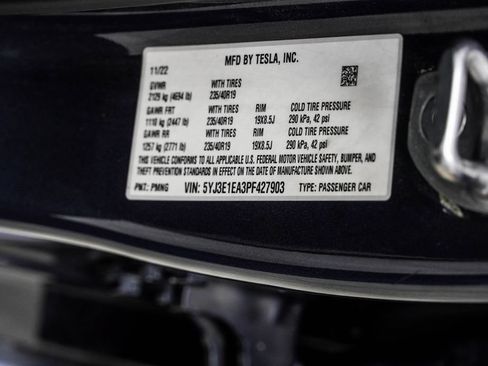 Used 2023 Tesla Model 3 Standard Range RWD image 38