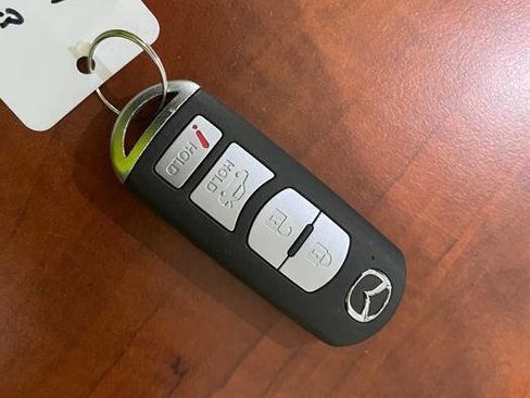 Used 2009 MAZDA MAZDA6 s Grand Touring w/ Moonroof & Bose Pkg image 43