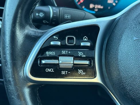 Used 2021 Mercedes-Benz C 300 Sedan image 26