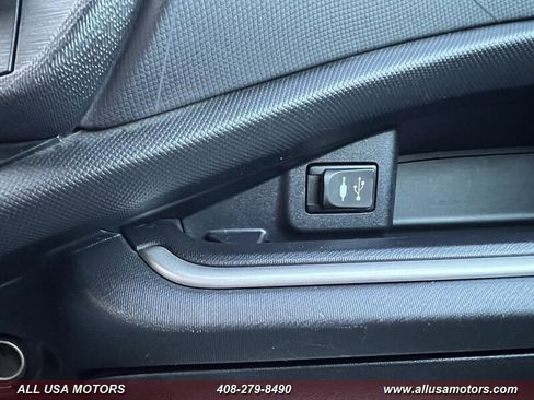 Used 2014 Toyota Prius C Four image 35