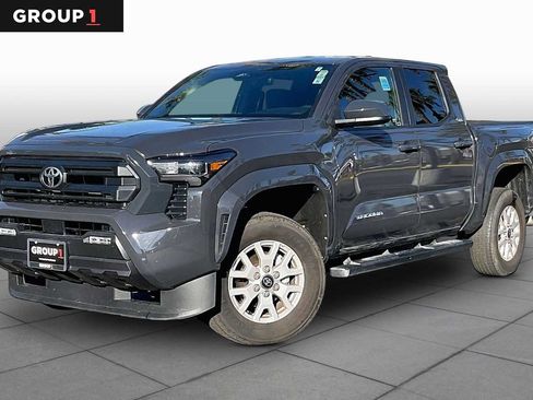 Certified 2025 Toyota Tacoma SR5 AWD/4WD image 1