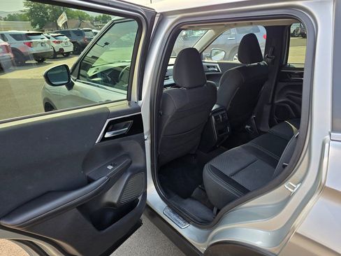 Used 2022 Mitsubishi Outlander ES AWD/4WD image 15