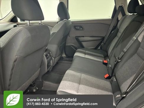 Used 2021 Nissan Rogue S image 25