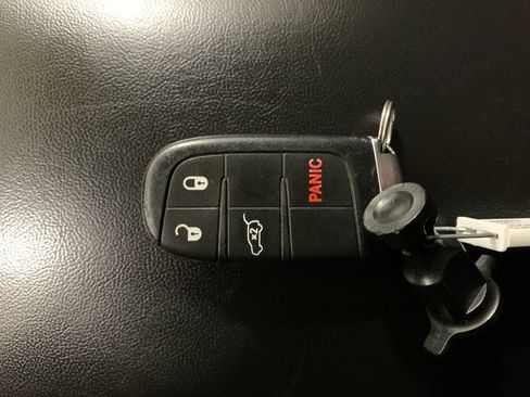 Used 2018 Dodge Durango SXT w/ Quick Order Package 2BB AWD/4WD image 33