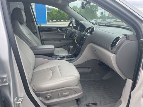 Used 2014 Buick Enclave Leather image 26