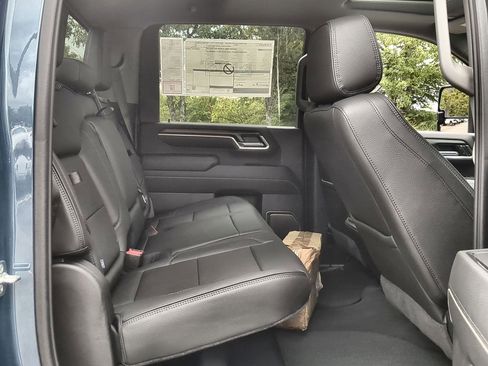 New 2025 GMC Sierra 2500 Denali w/ Denali Reserve Package image 28