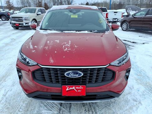 New 2026 Ford Escape SE w/ Class II Trailer Tow Package image 6