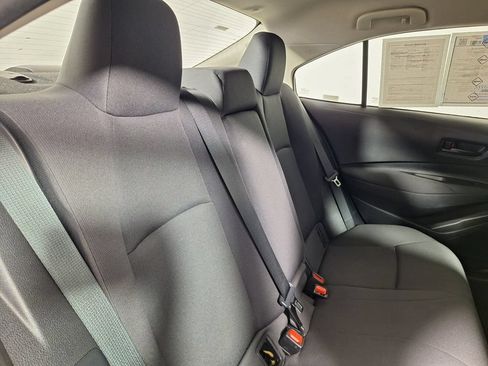 Used 2025 Toyota Corolla LE FWD image 26