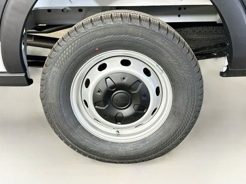 New 2026 Ford Transit 250 148 Medium Roof RWD image 8