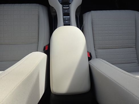 New 2026 Honda HR-V LX image 24