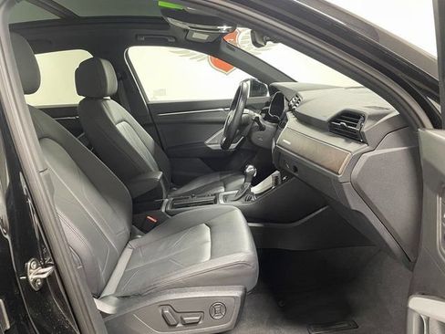 Used 2019 Audi Q3 2.0T Premium Plus AWD/4WD image 26