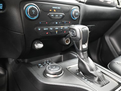 Used 2019 Ford Ranger Lariat w/ FX4 Off-Road Package AWD/4WD image 30