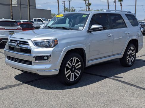 Used 2024 Toyota 4Runner Limited AWD/4WD image 5