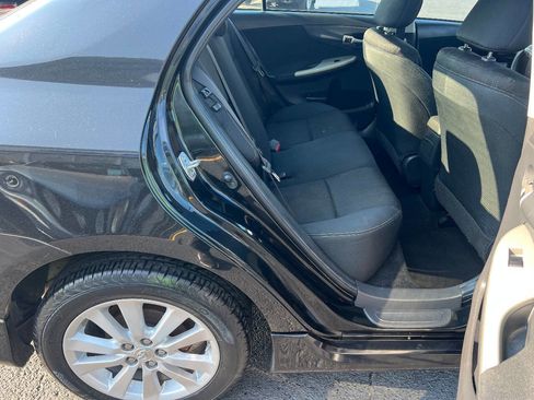 Used 2012 Toyota Corolla S image 24