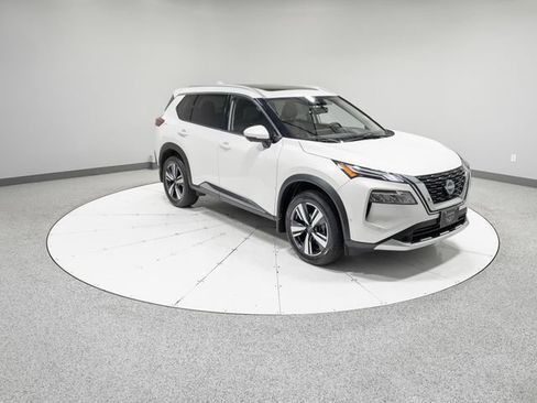 Used 2023 Nissan Rogue Platinum AWD/4WD image 29
