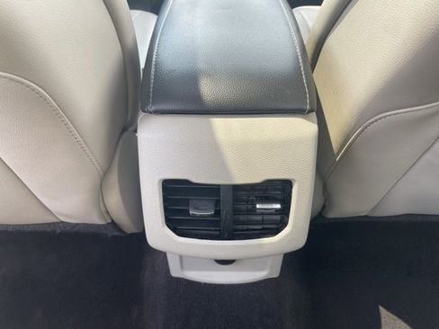 Used 2019 Ford Fusion SEL image 28