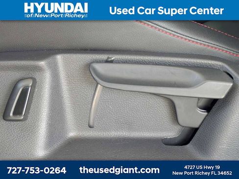 Used 2019 Volkswagen GTI SE FWD image 21