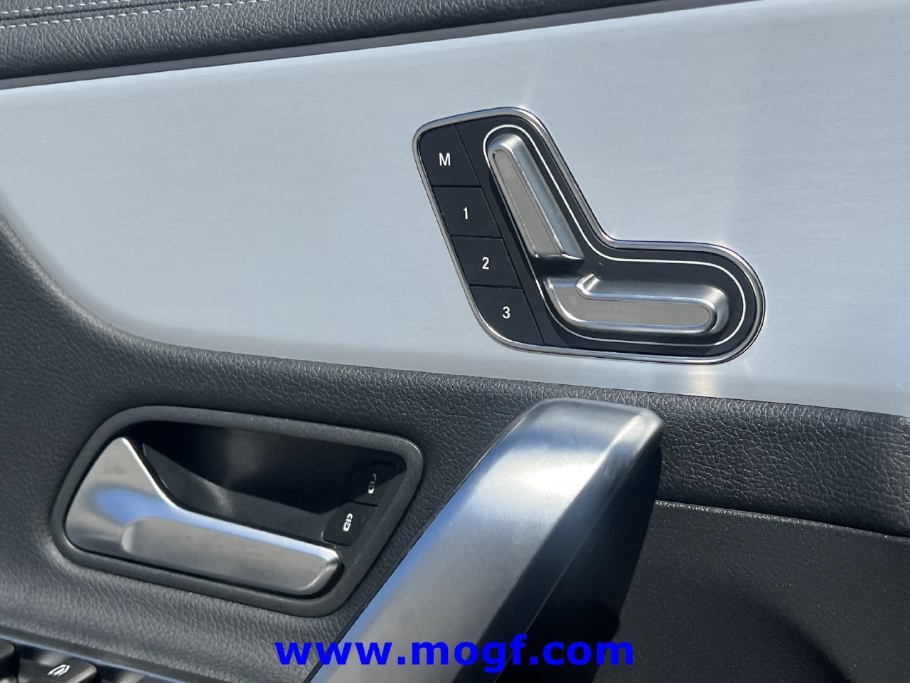 Used 2025 Mercedes-Benz CLA 250 4MATIC image 19
