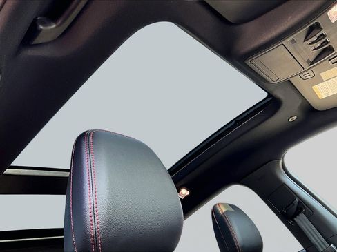 Used 2026 Ford Escape ST-Line Elite w/ Premium Technology Package image 29