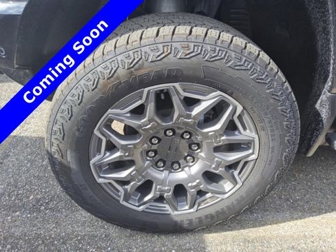 Used 2026 GMC Hummer EV SUV image 5