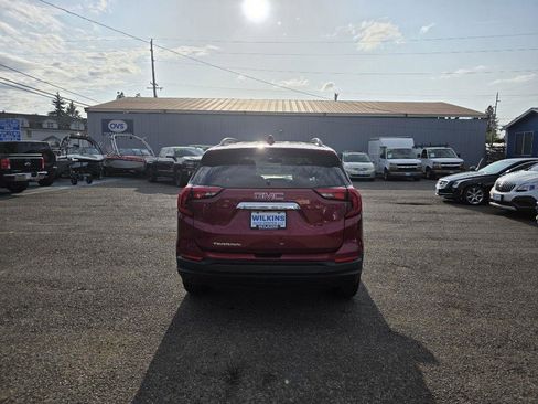 Used 2019 GMC Terrain SLE w/ Driver Convenience Package FWD image 7
