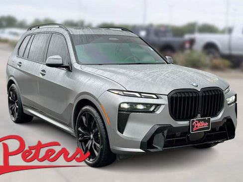 Used 2025 BMW X7 xDrive40i w/ Executive Package image 1