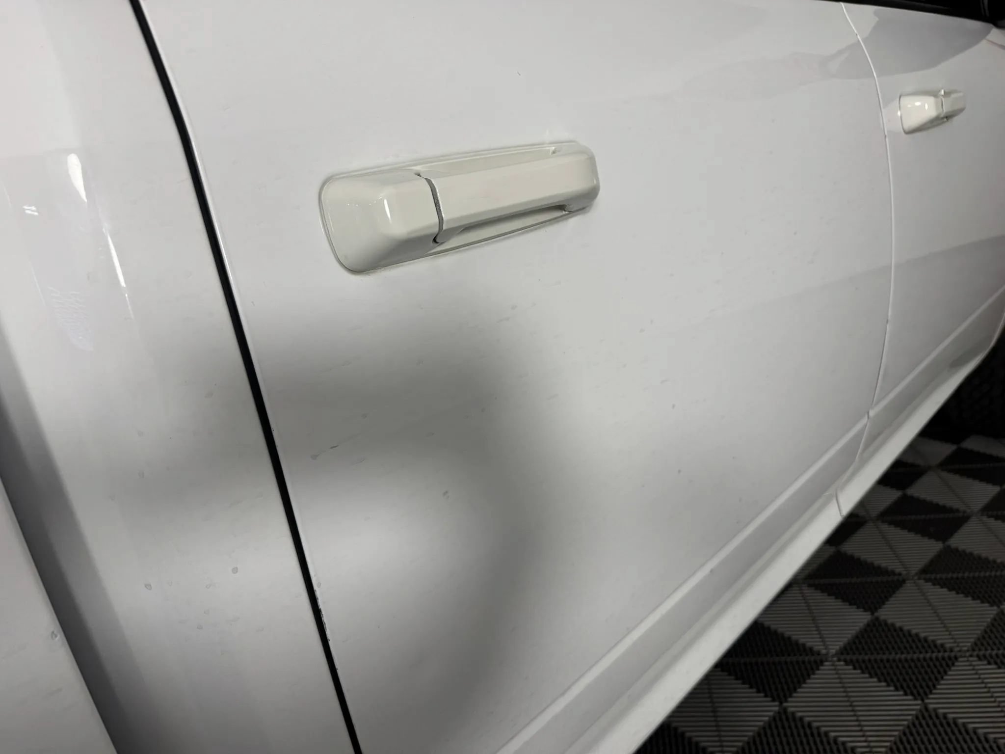 Used 2015 RAM 1500 Limited AWD/4WD image 28