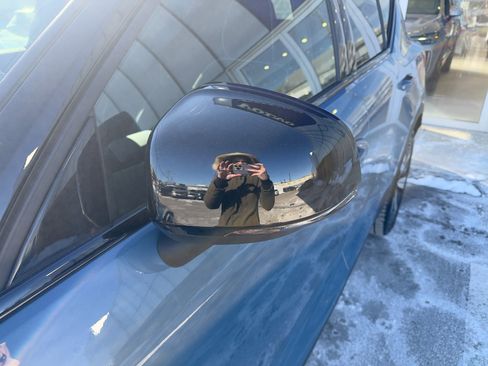 Certified 2023 Volvo XC40 Recharge Plus image 16